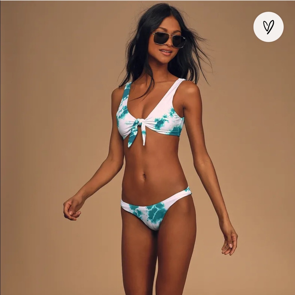 Lulus Blue Tie-Dye Tie-Front Bikini Top